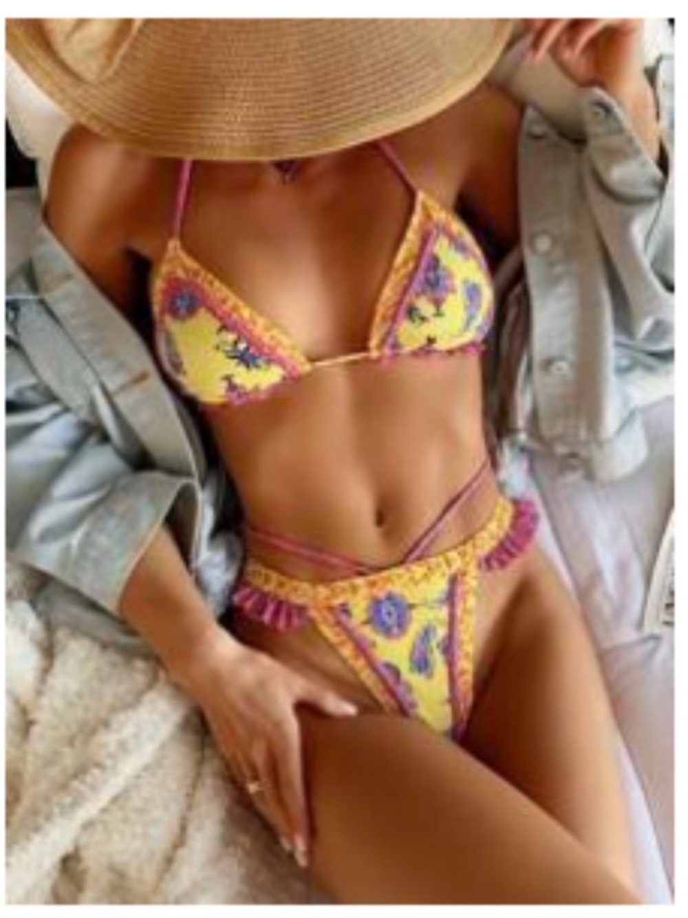 SHEIN Swim Summer Beach Geometr ic & Paisley Print Bikini Set Frill Trim